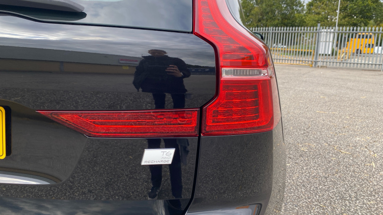 Volvo Xc60 2.0 T6 [350] RC PHEV Core Bright 5dr AWD Gtron Estate